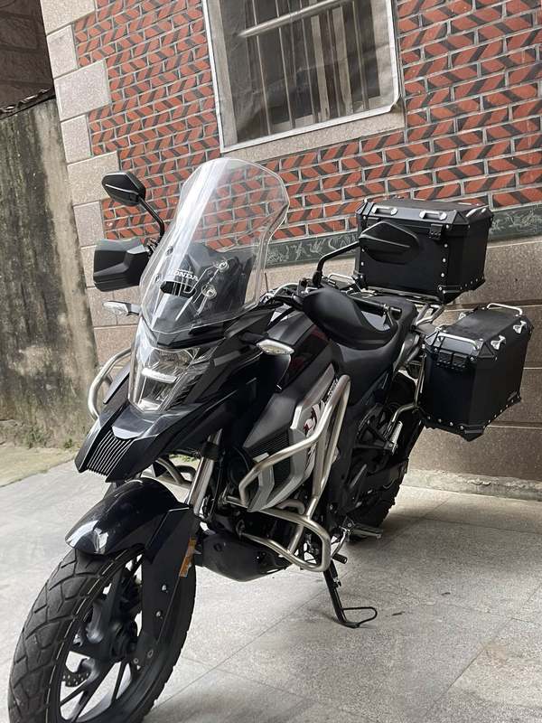 二手五羊本田猛鸷 CB190X