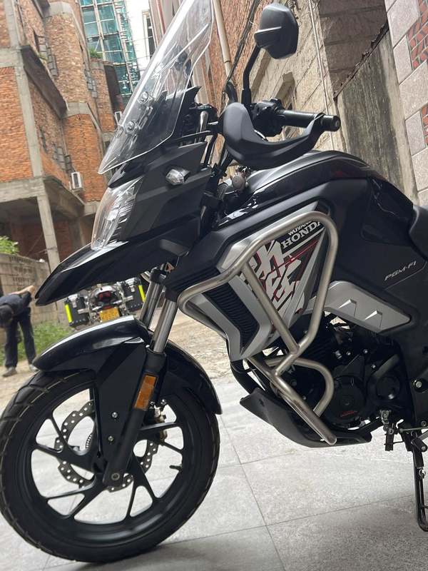 二手五羊本田猛鸷 CB190X