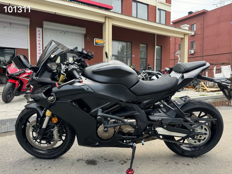 二手QJMOTOR赛600