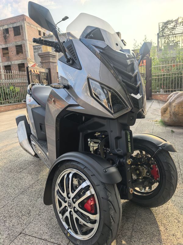 二手ADIVAAD7 150