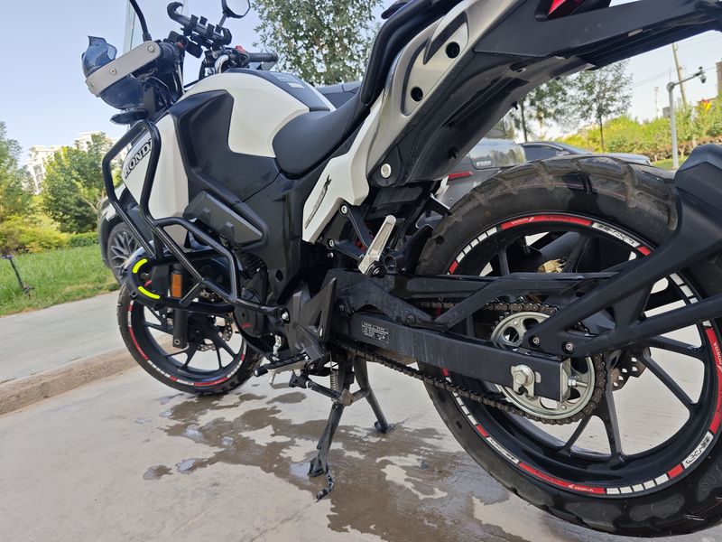 二手五羊本田猛鸷 CB190X