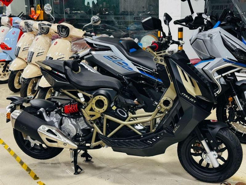二手意塔杰特Dragster 150