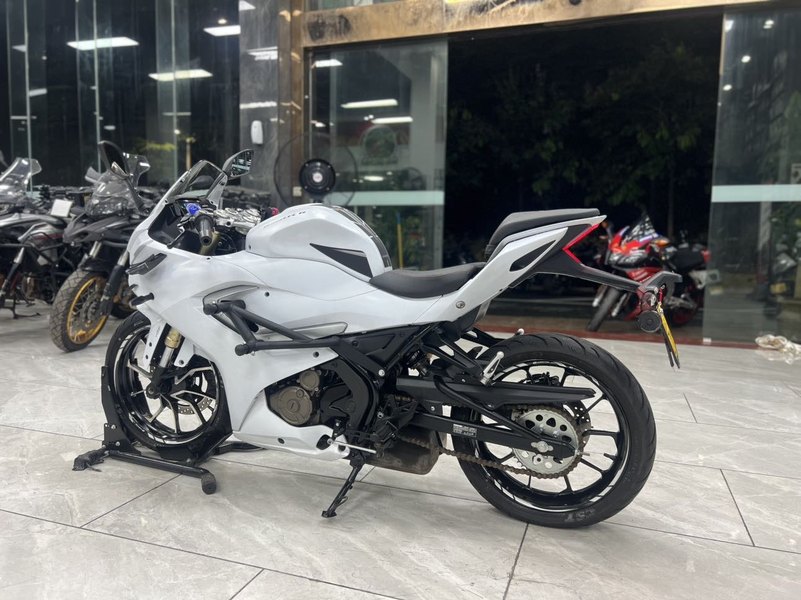 二手QJMOTOR赛250