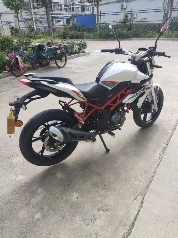 二手贝纳利红宝龙 TNT150i