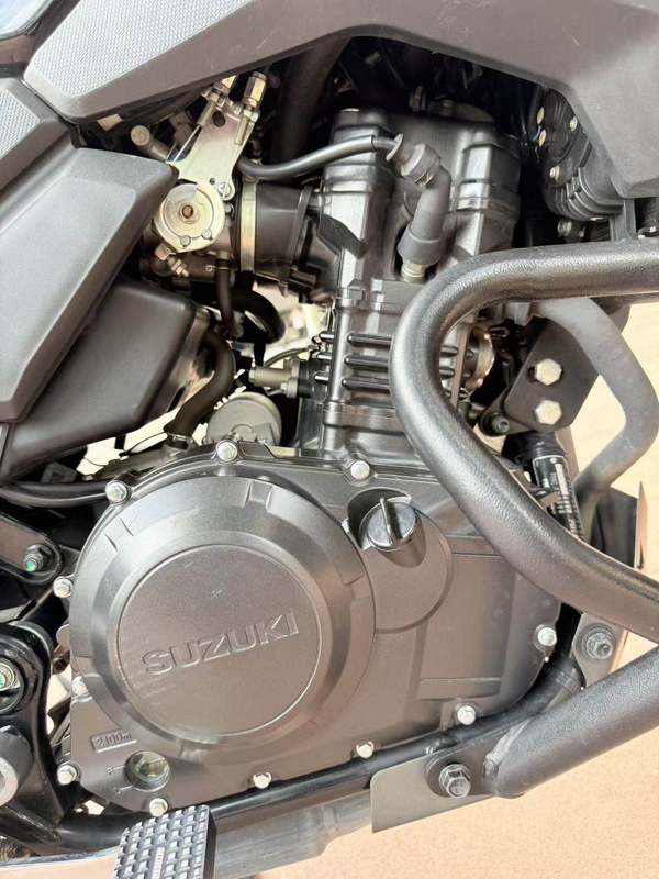二手豪爵铃木DL250