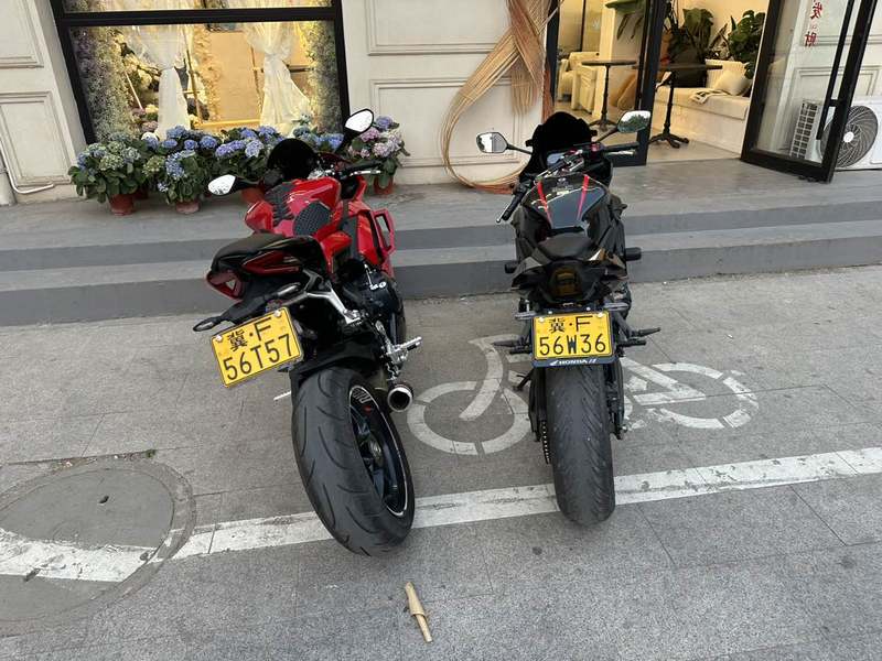 二手摩迪威800RR