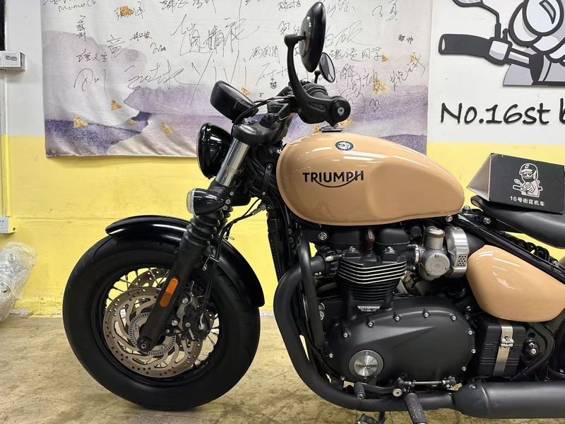 二手凯旋Bonneville Bobber
