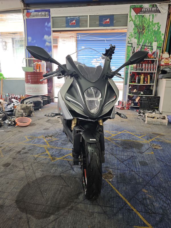 二手贝纳利龙卷风 Tornado 302R