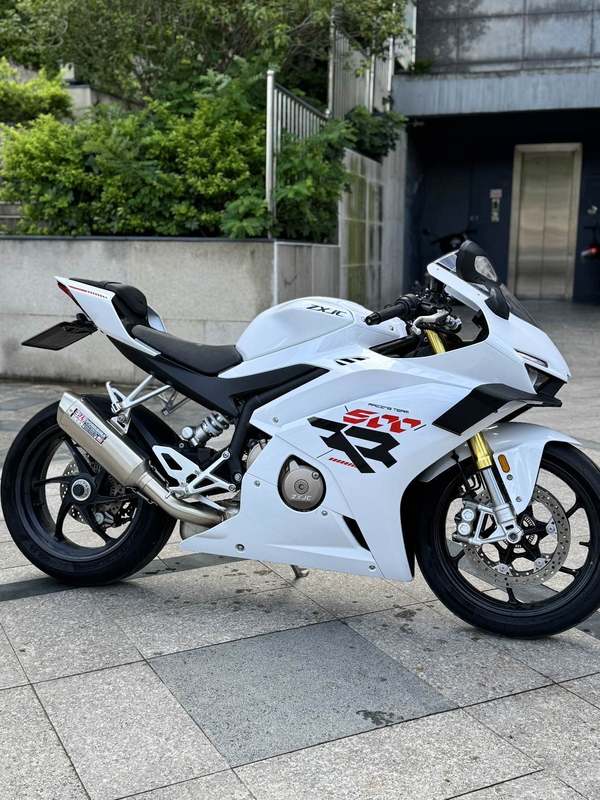 二手张雪机车500RR