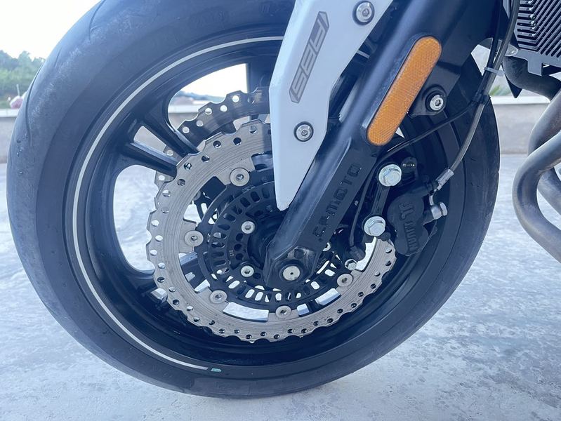 二手春风400NK
