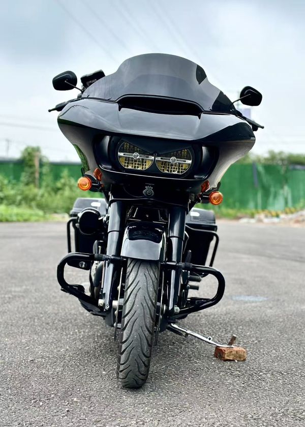 二手哈雷戴维森公路滑翔 Road Glide