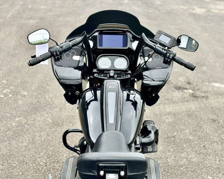 二手哈雷戴维森公路滑翔 Road Glide