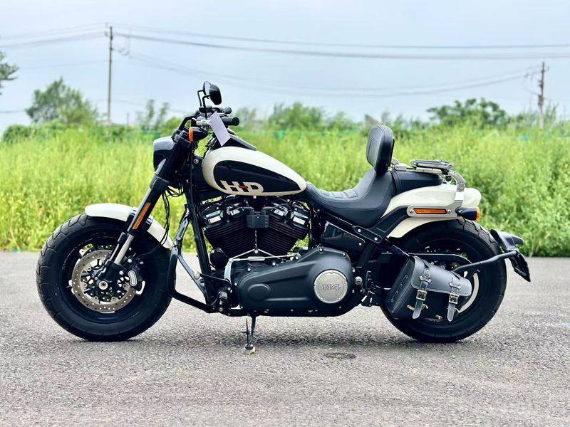 二手哈雷戴维森肥霸 Fat Bob
