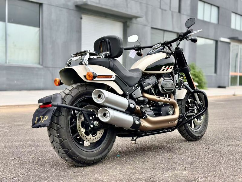 二手哈雷戴维森肥霸 Fat Bob