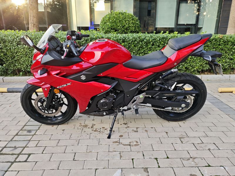 二手豪爵铃木GSX250R