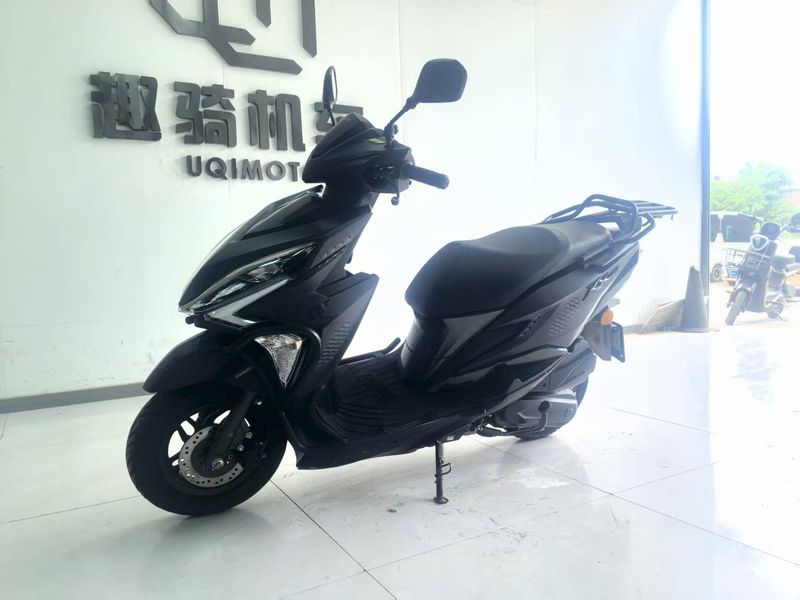 二手新大洲本田裂行 RX125Fi