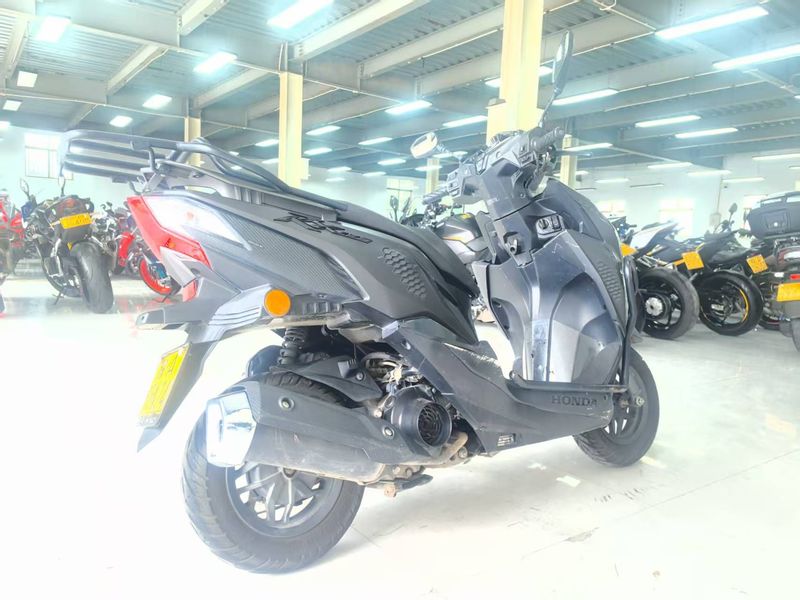 二手新大洲本田裂行 RX125Fi
