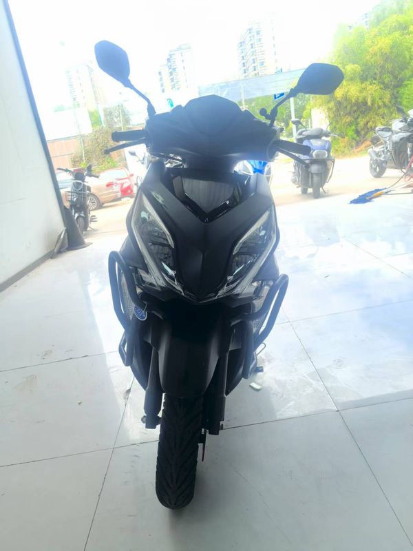 二手新大洲本田裂行 RX125Fi