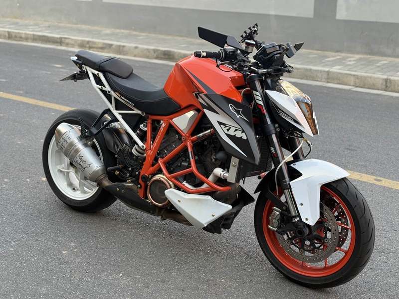 二手KTMR2R1290 Super Duke