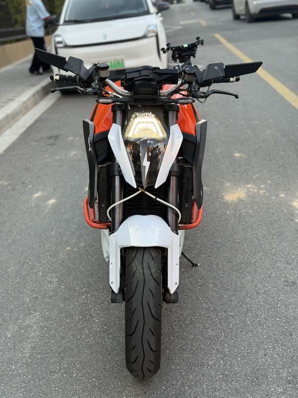 二手KTMR2R1290 Super Duke