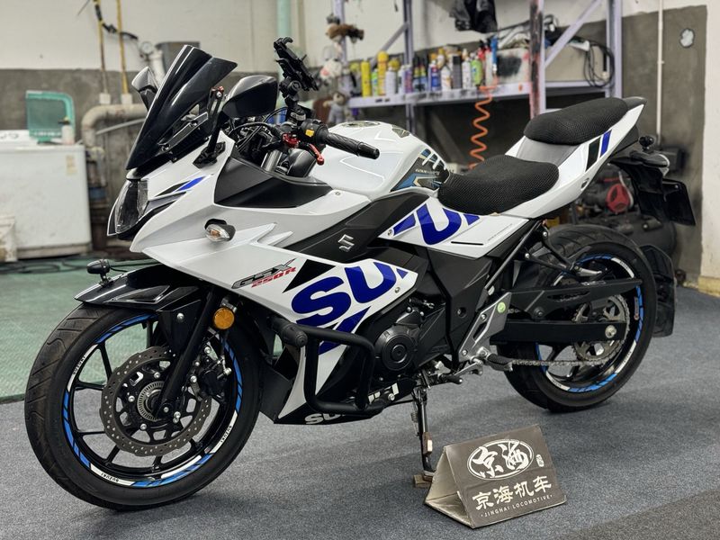 二手豪爵铃木GSX250R