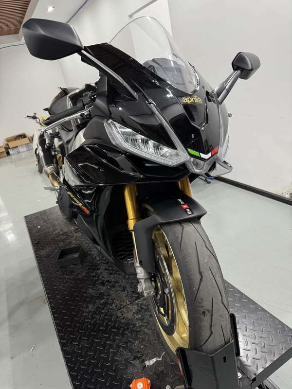 二手阿普利亚RSV4