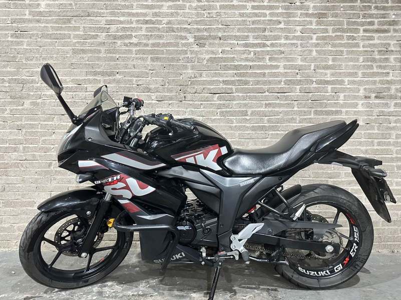 二手济南铃木极客飒 Gixxer 155
