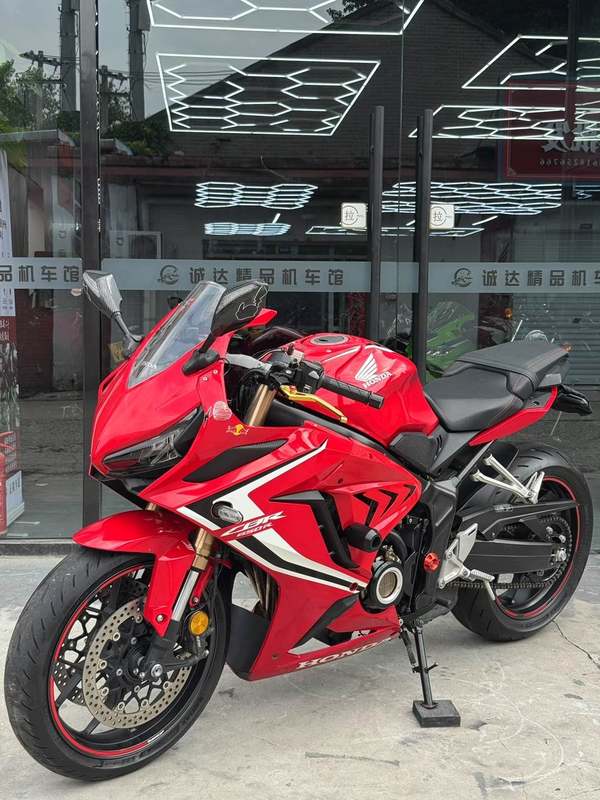 二手本田CBR650R