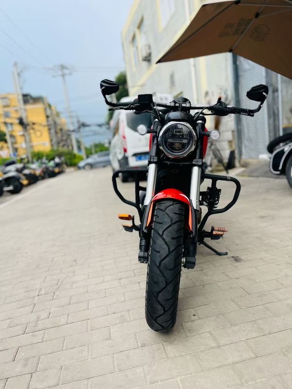 二手QJMOTOR闪300
