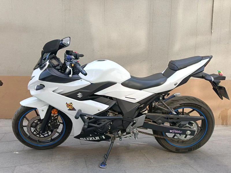 二手豪爵铃木GSX250R