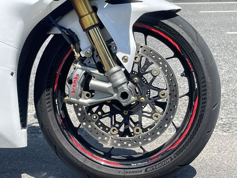 二手本田CBR 1000 RR-R