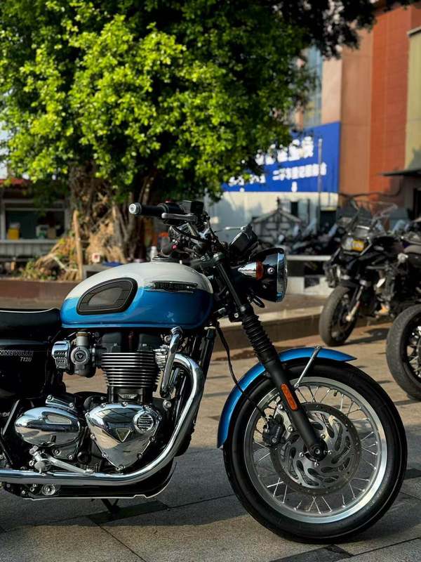 二手凯旋Bonneville T120
