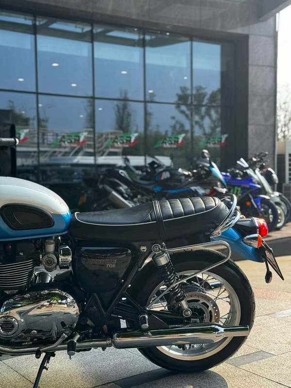 二手凯旋Bonneville T120