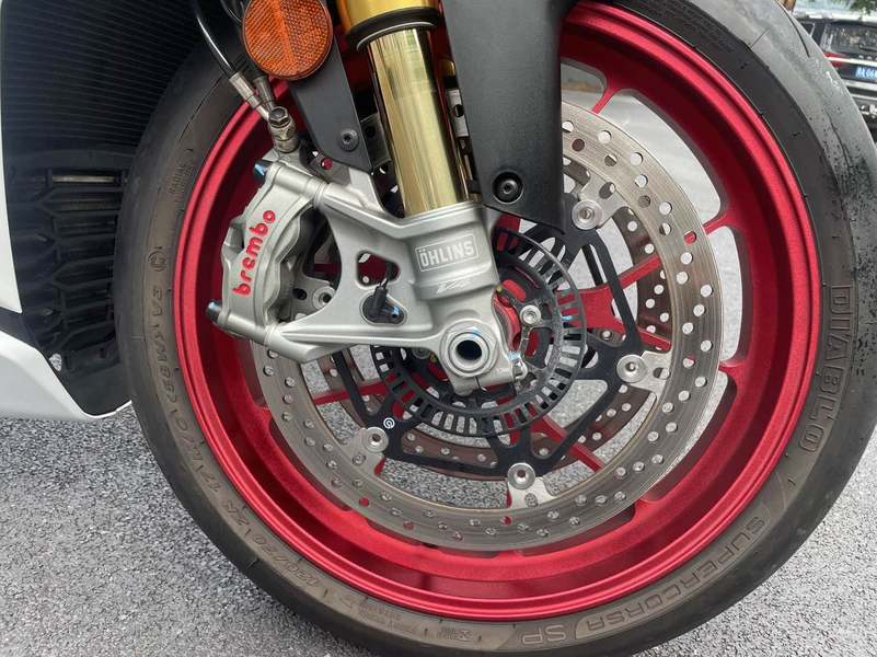 二手阿普利亚RSV4