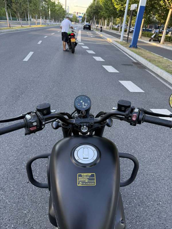 二手QJMOTOR闪300