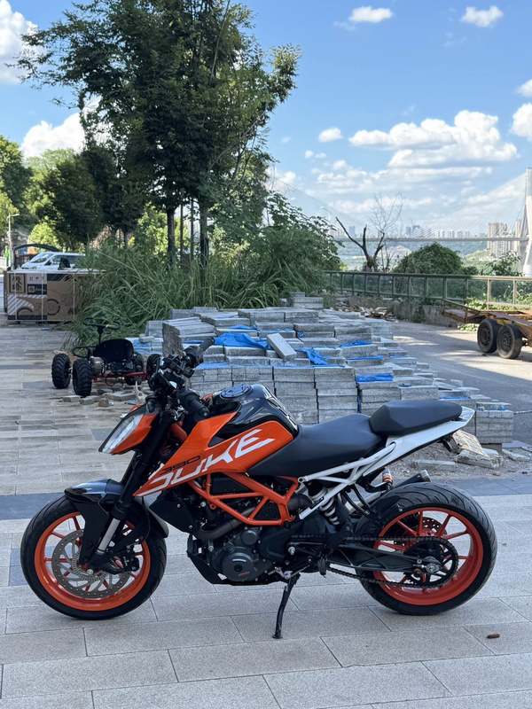 二手KTMR2R390 Duke