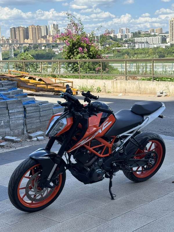 二手KTMR2R390 Duke