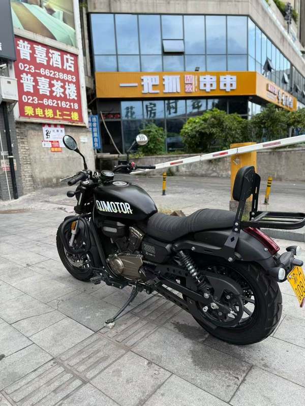 二手QJMOTOR闪300