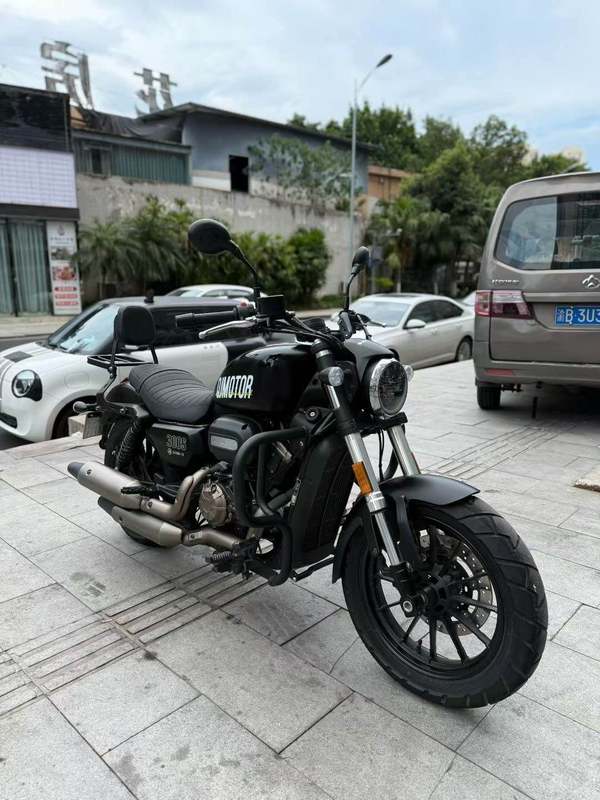 二手QJMOTOR闪300