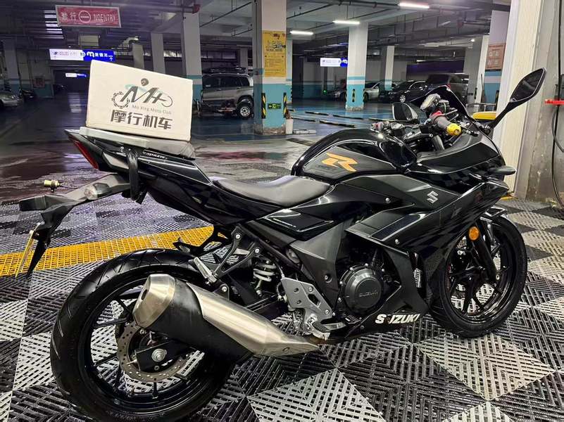 二手豪爵铃木GSX250R