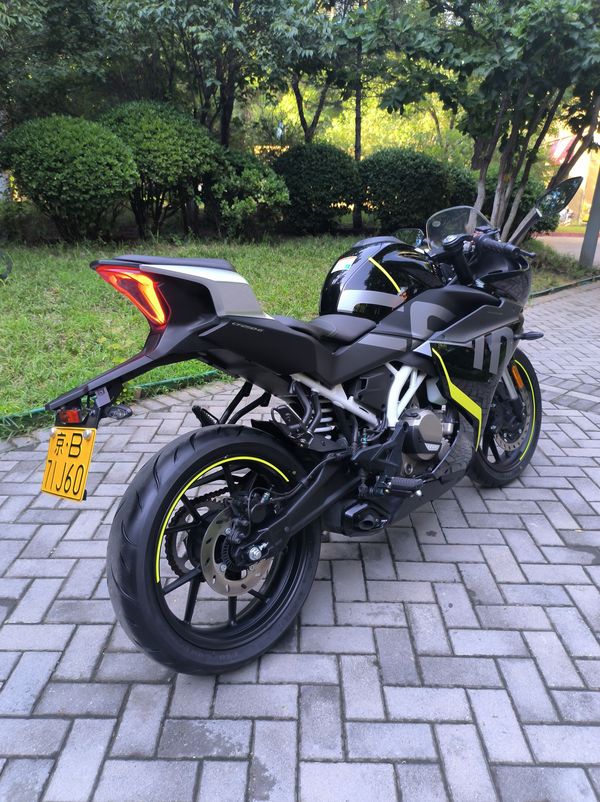 二手春风250SR