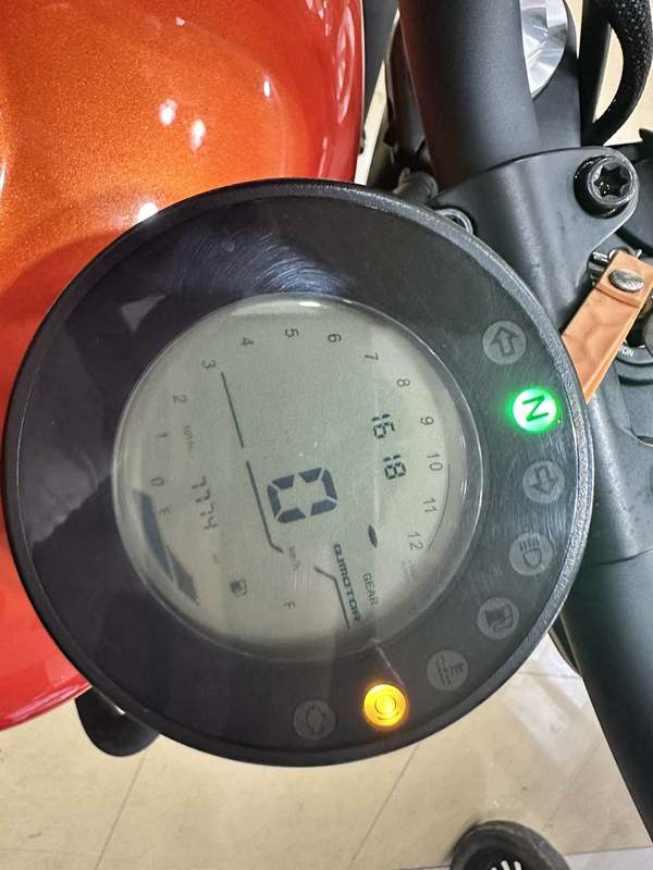 二手QJMOTOR闪300