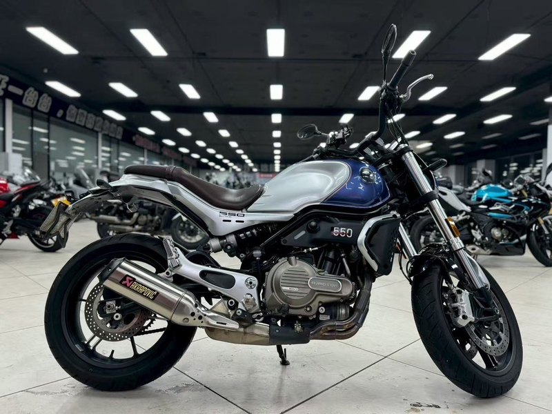 二手QJMOTOR逸550