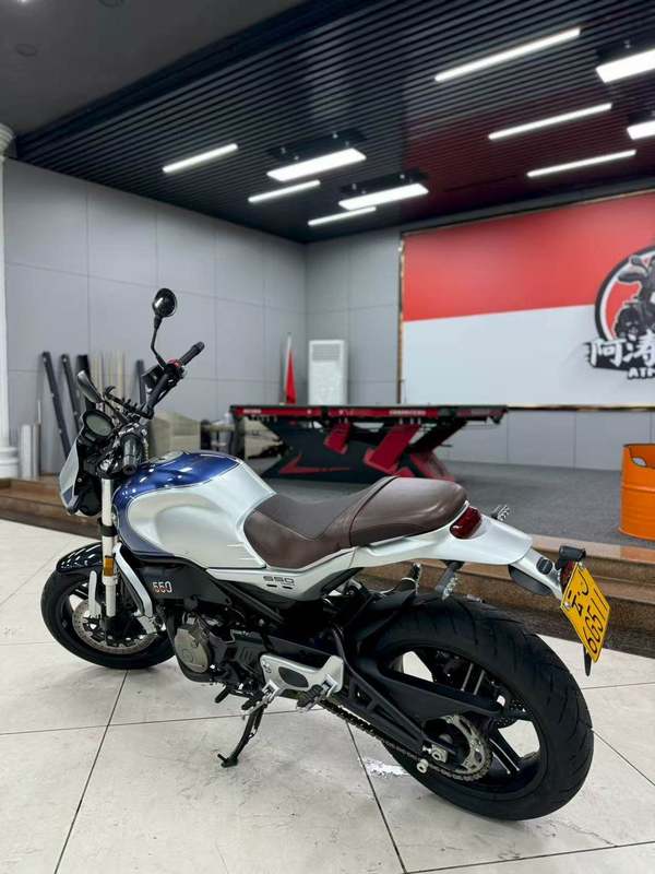 二手QJMOTOR逸550