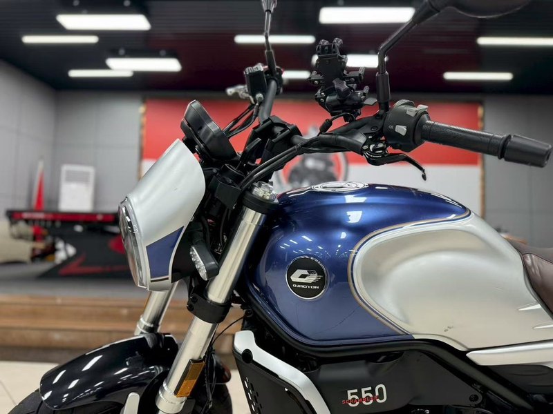 二手QJMOTOR逸550