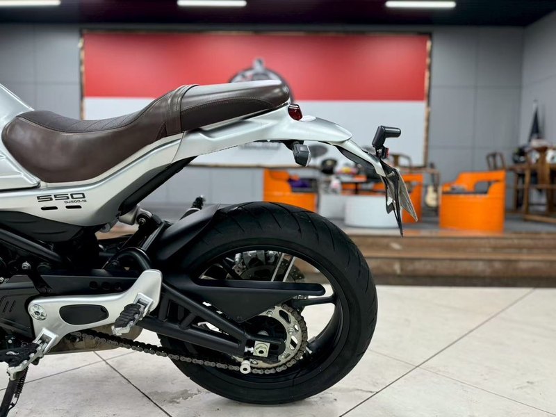 二手QJMOTOR逸550
