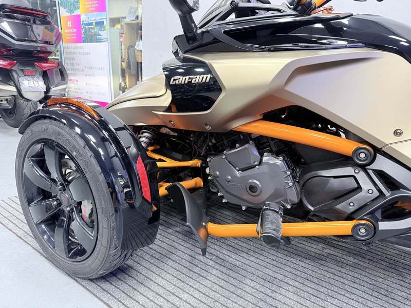 二手庞巴迪Spyder F3 