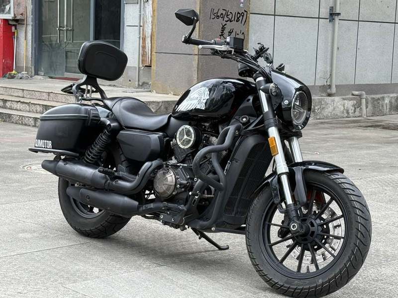 二手QJMOTOR闪300