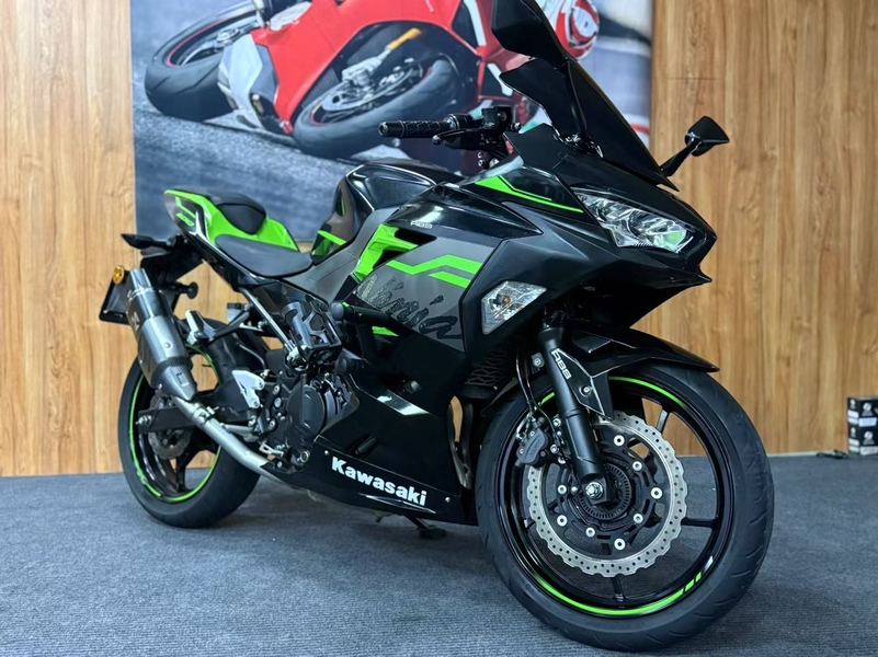 二手川崎Ninja 400