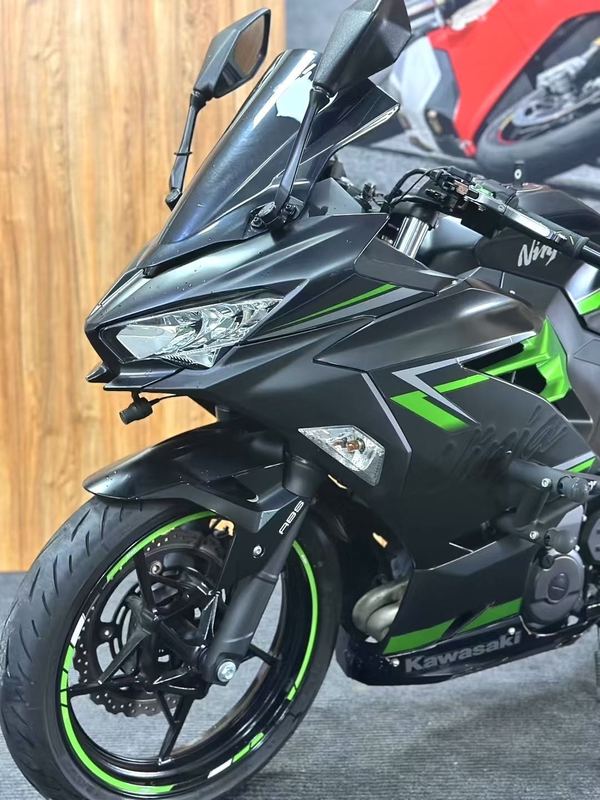 二手川崎Ninja 400